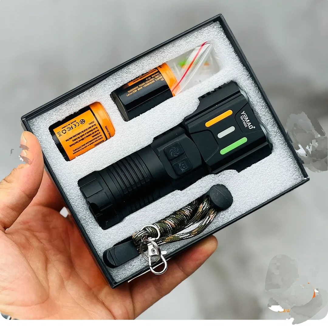 چراغ قوهYM F302x